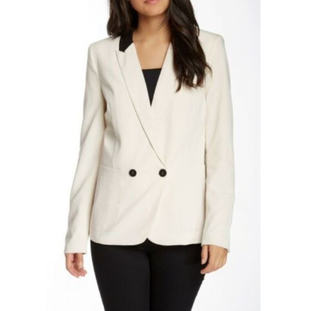Bardot Daria Contrast Blazer Jacket in Cream